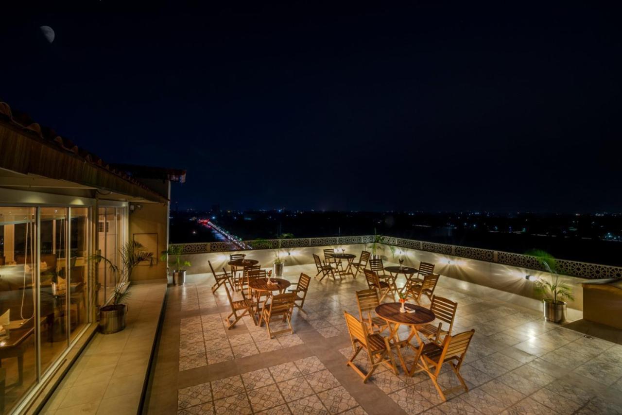 Hotel One Garden Town, Лахор Екстер'єр фото